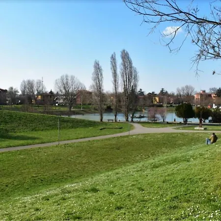 Mago Zurli' アパート *