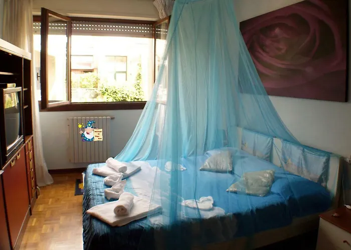 Mago Zurli' Apartament Bolonia