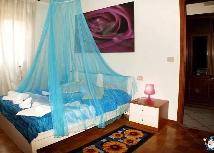 Mago Zurli' Apartament Bolonia